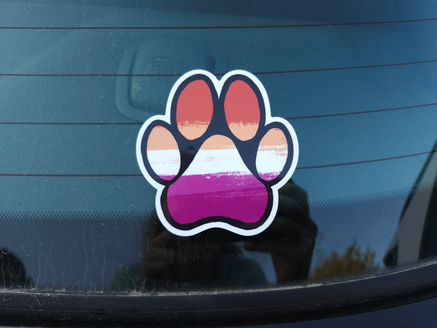 Lesbian paw-pad